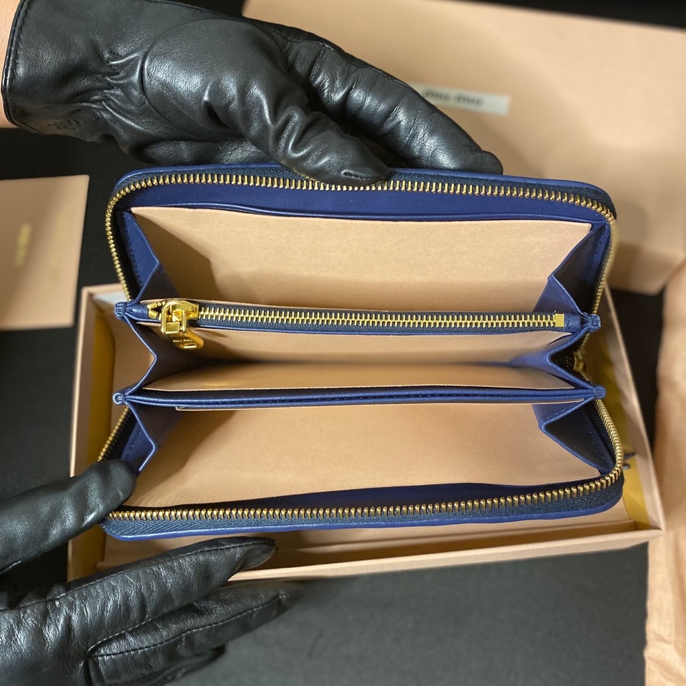 Miu Miu Matelasse Zipper Wallet - image 4